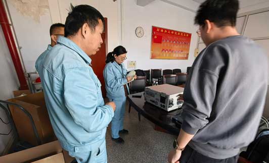 便攜式傅里葉紅外氣體分析儀用于化工設計與實驗